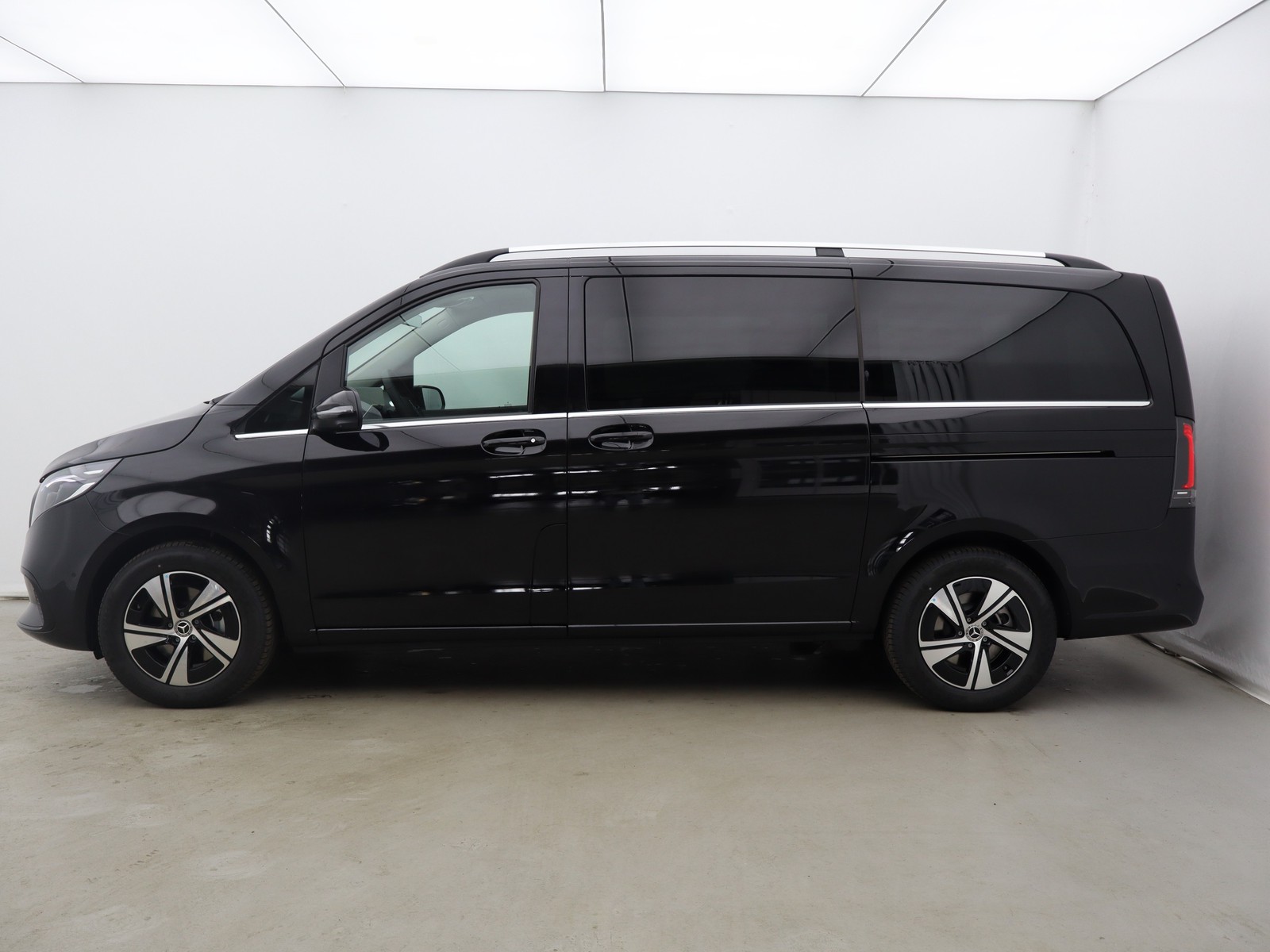 3 - Mercedes Vans Classe V long 250 d avantgarde 9g-tronic plus