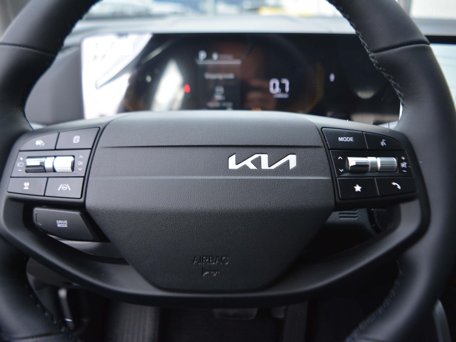 9 - Kia Sportage 1.6 t-gdi gpl business dct7