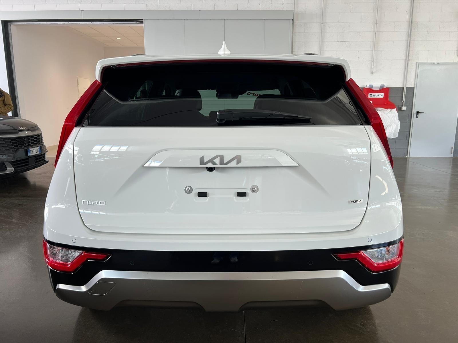 5 - Kia Niro 1.6 gdi hev tri-fuel 126cv style dct6