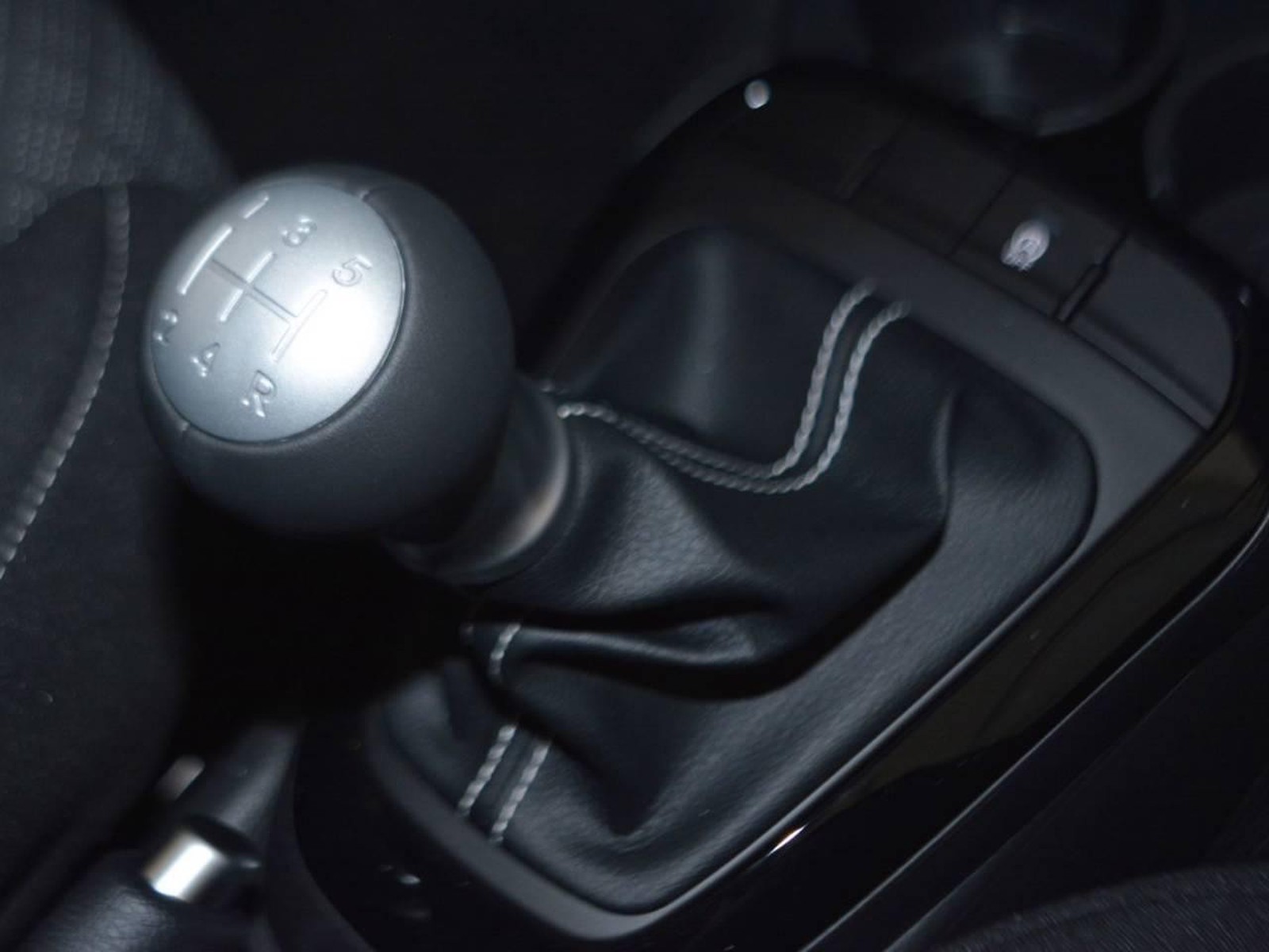 10 - Kia Picanto 1.0 gdi style