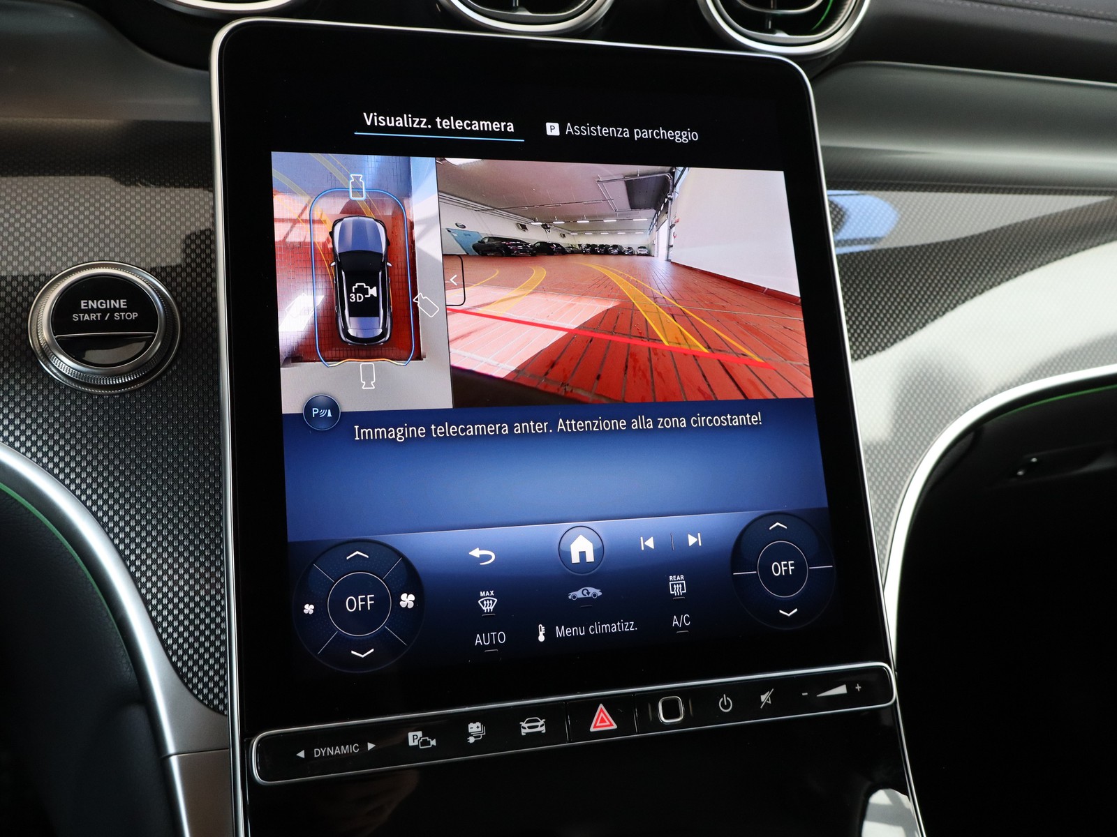 12 - Mercedes GLC suv 300 de plug in hybrid amg line premium tech 4matic 9g-tronic