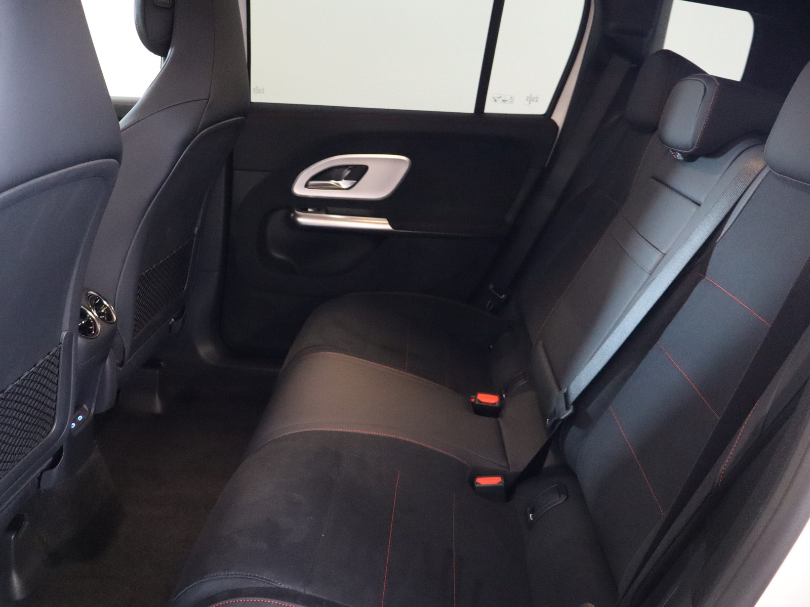 8 - Mercedes GLB eq 350 advanced plus 4matic