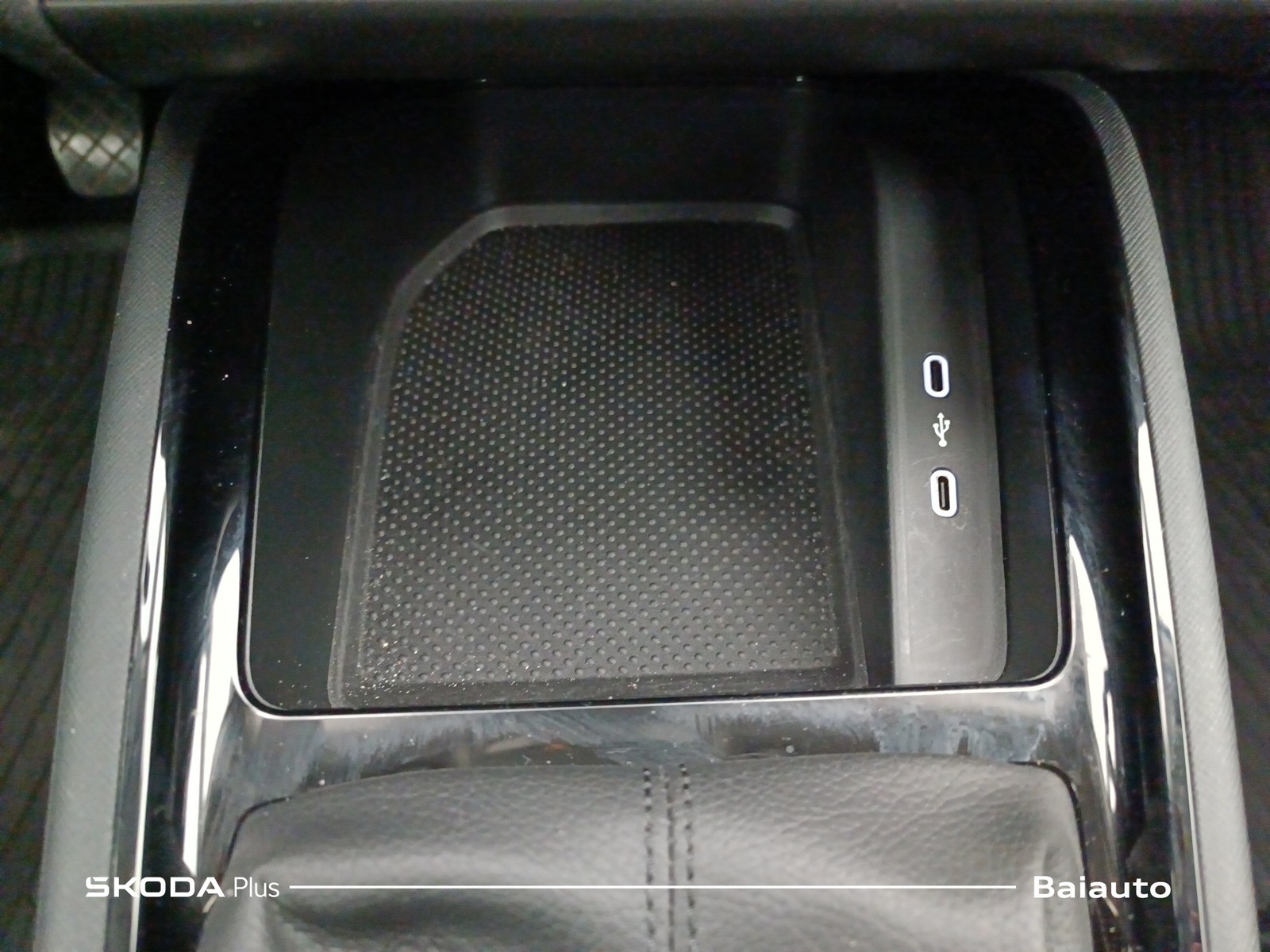 12 - Skoda Kamiq 1.0 tsi 110cv ambition