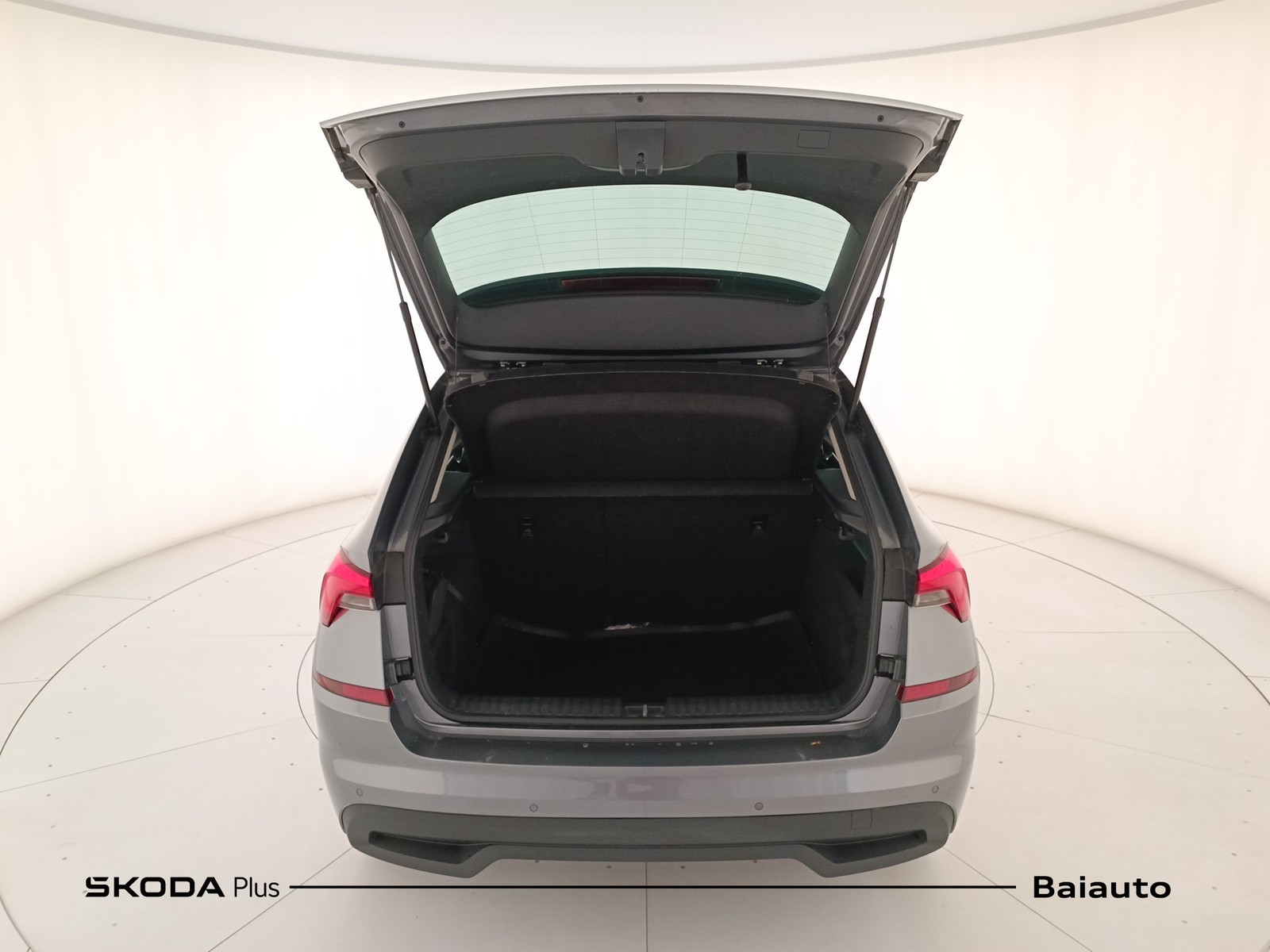 30 - Skoda Kamiq 1.0 tsi 110cv ambition