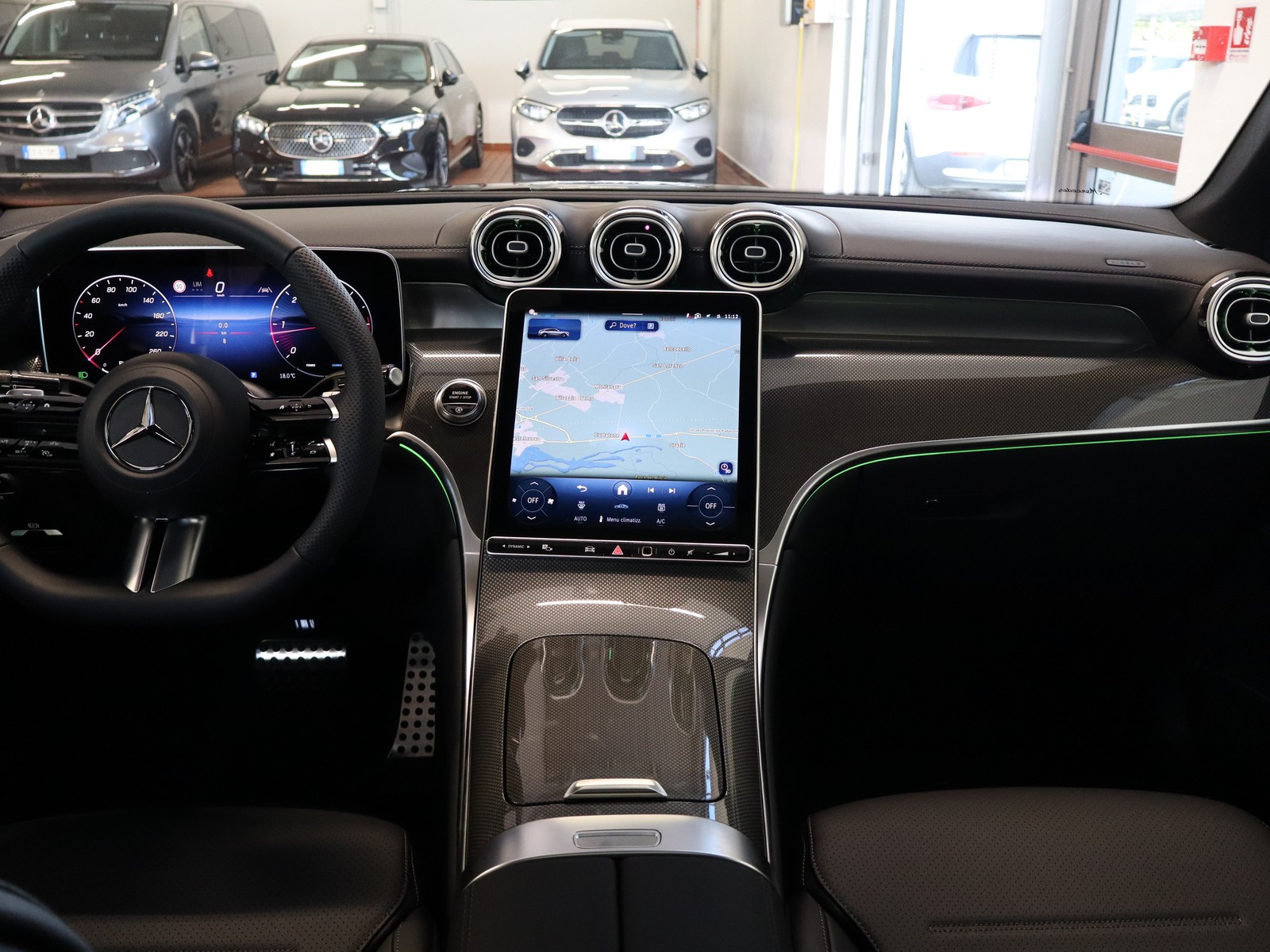 14 - Mercedes GLC coupe 300 d amg line premium 4matic 9g-tronic