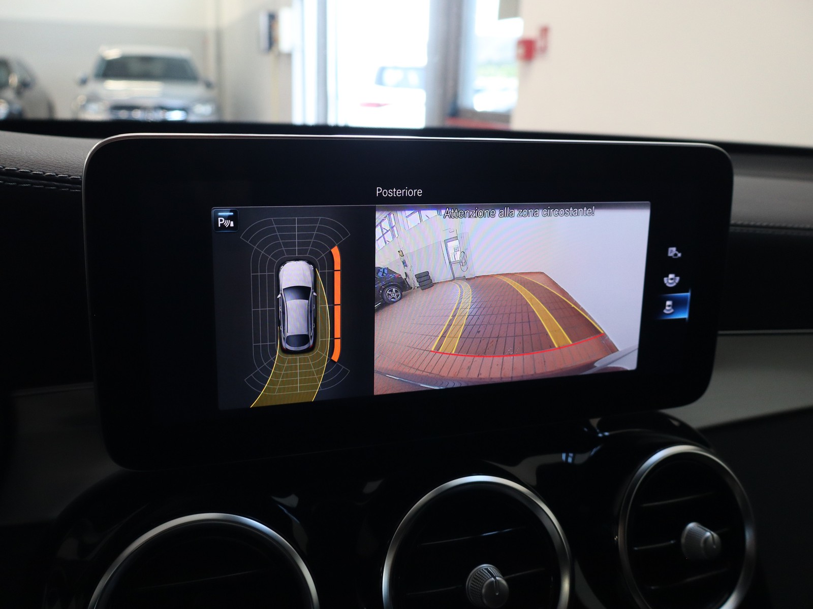 11 - Mercedes GLC coupe 220 d premium 4matic 9g-tronic plus