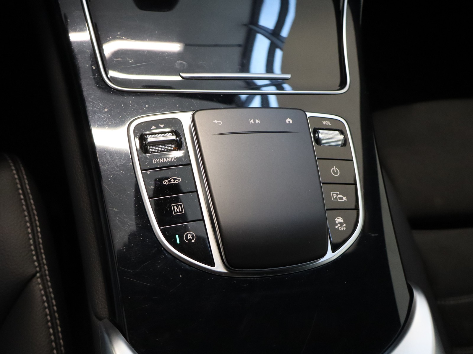 14 - Mercedes GLC coupe 220 d premium 4matic 9g-tronic plus