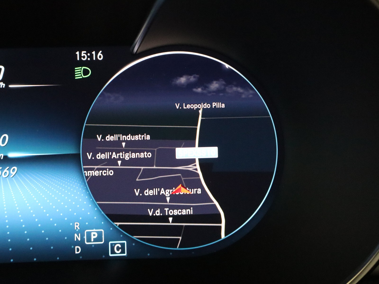 16 - Mercedes GLC coupe 220 d premium 4matic 9g-tronic plus