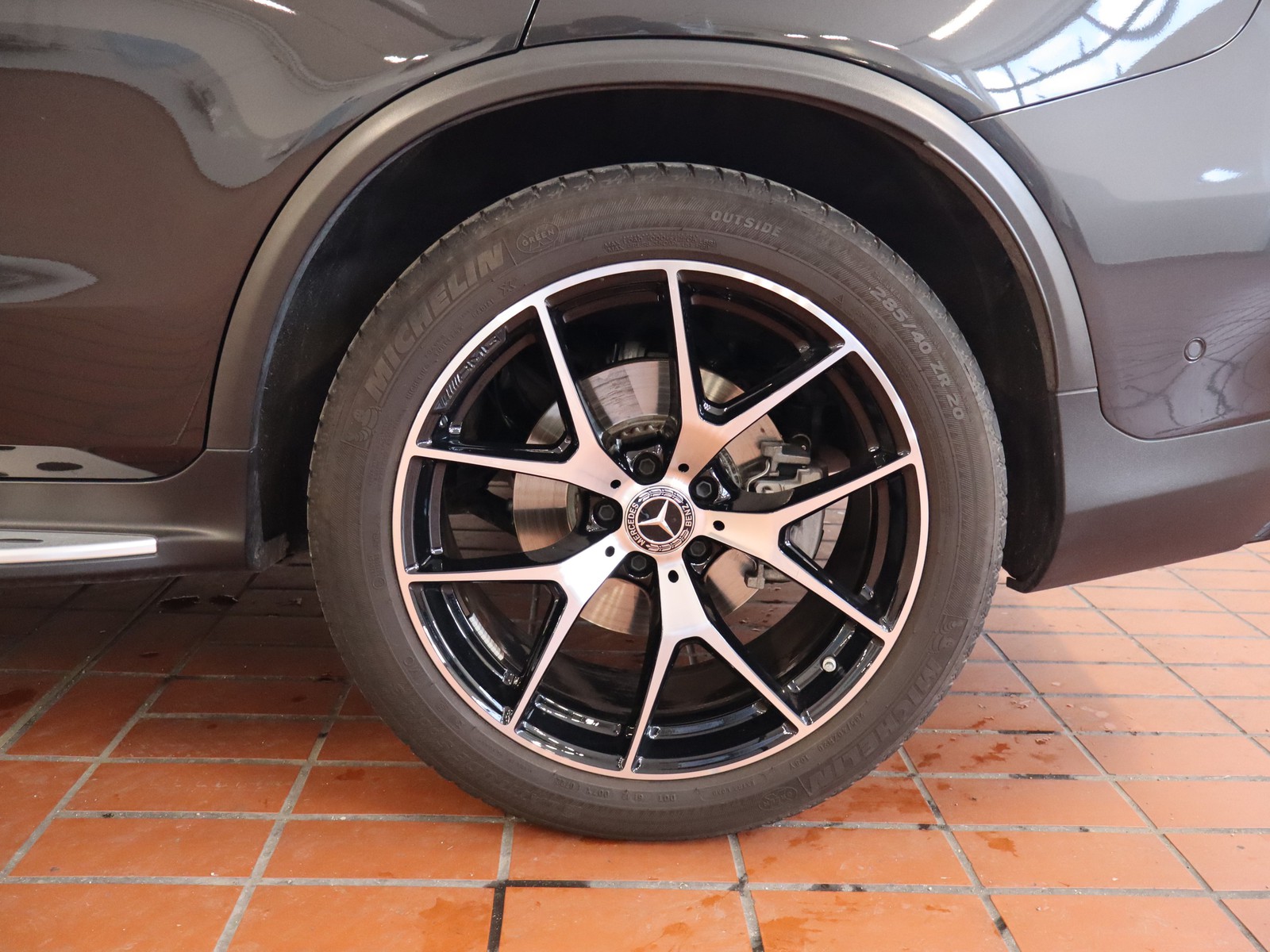 4 - Mercedes GLC coupe 220 d premium 4matic 9g-tronic plus