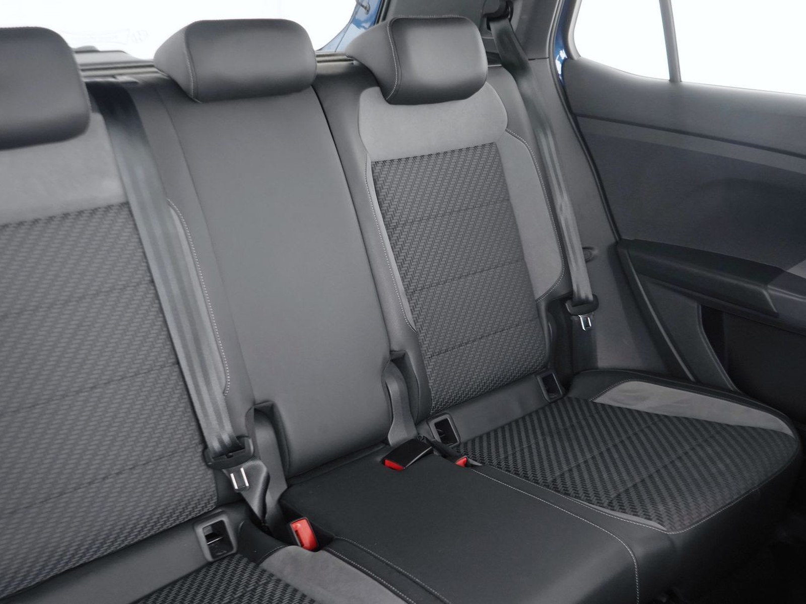22 - Volkswagen T-Cross 1.0 tsi 110cv advanced