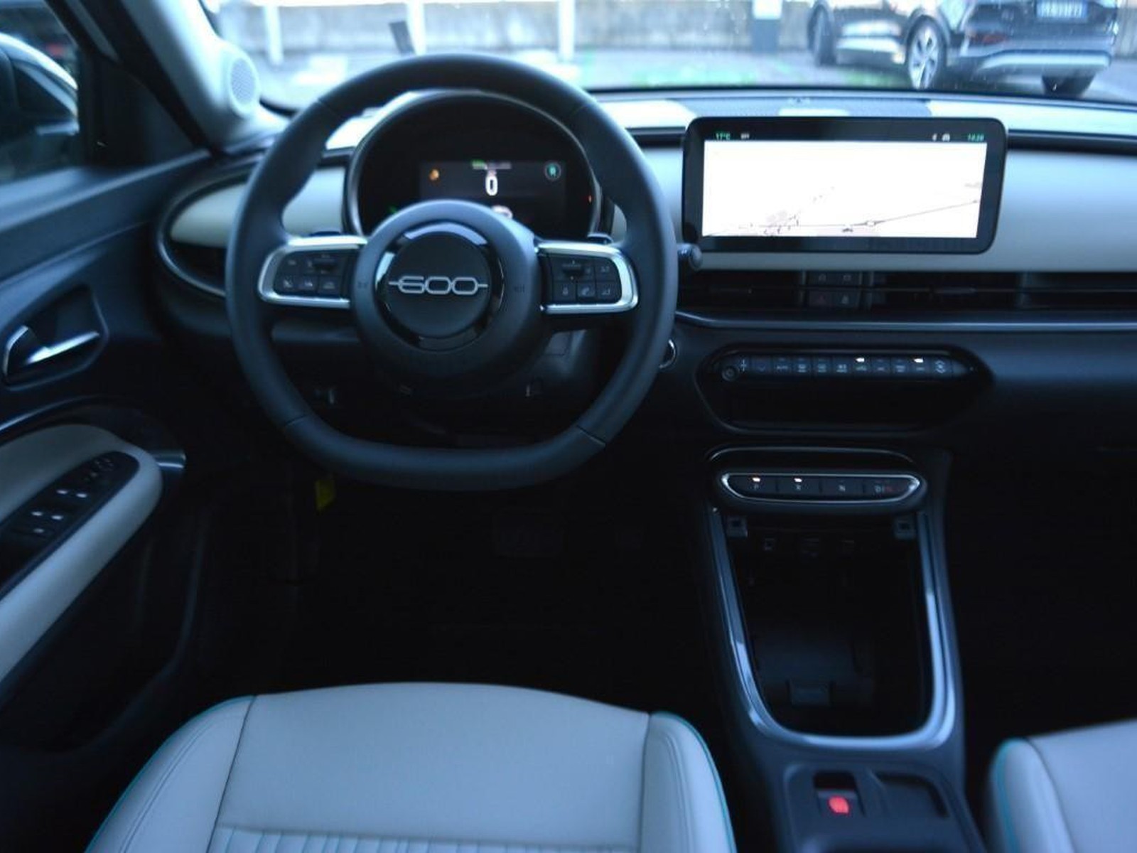 9 - Fiat 600 1.2 hybrid 110cv la prima ii edct