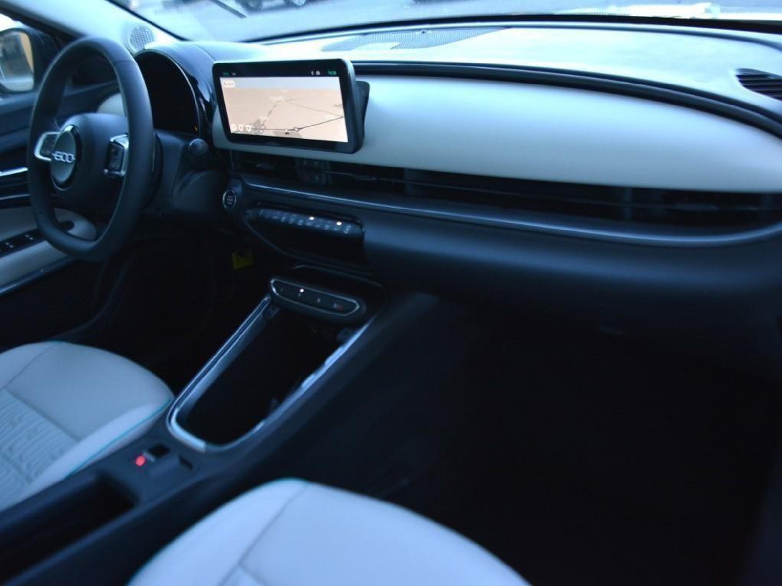 8 - Fiat 600 1.2 hybrid 110cv la prima ii edct