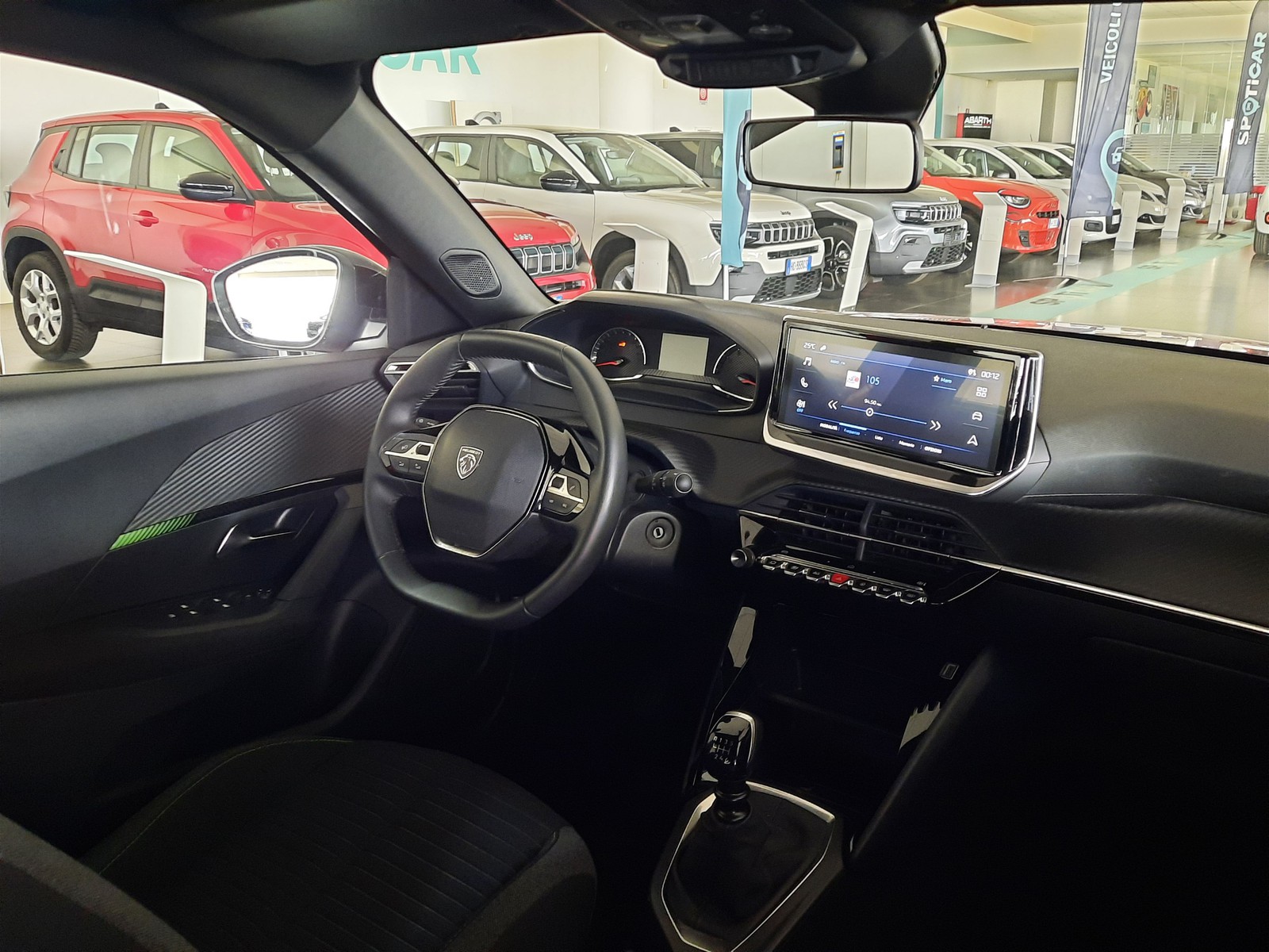 6 - Peugeot 2008 1.2 puretech 100cv active s&s