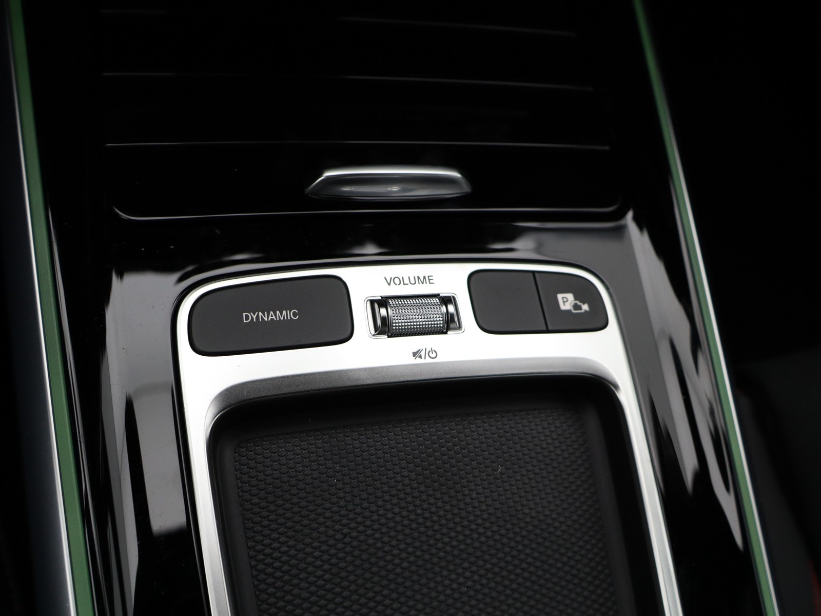 15 - Mercedes GLB 200 d amg line premium 4matic 8g-dct