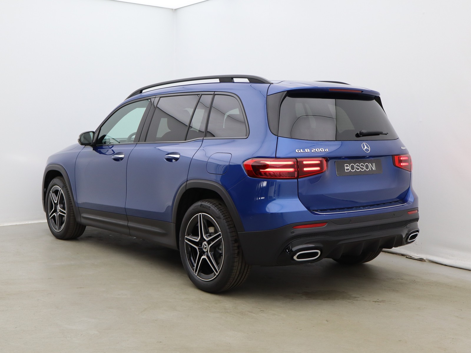 5 - Mercedes GLB 200 d amg line premium 4matic 8g-dct