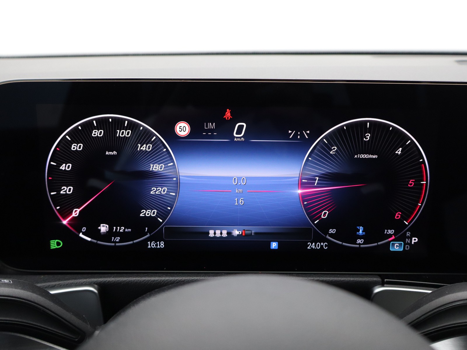 9 - Mercedes GLB 200 d amg line premium 4matic 8g-dct