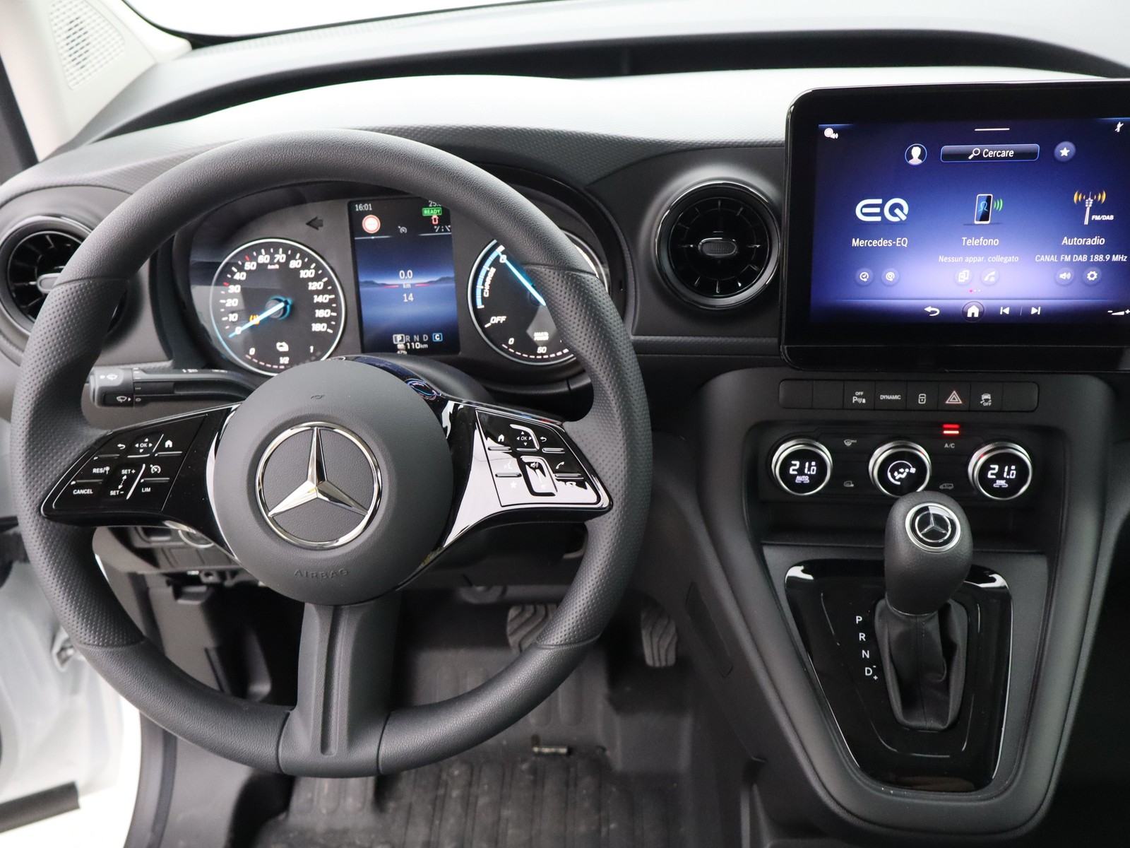 11 - Mercedes Vans Citan eFurgone Long