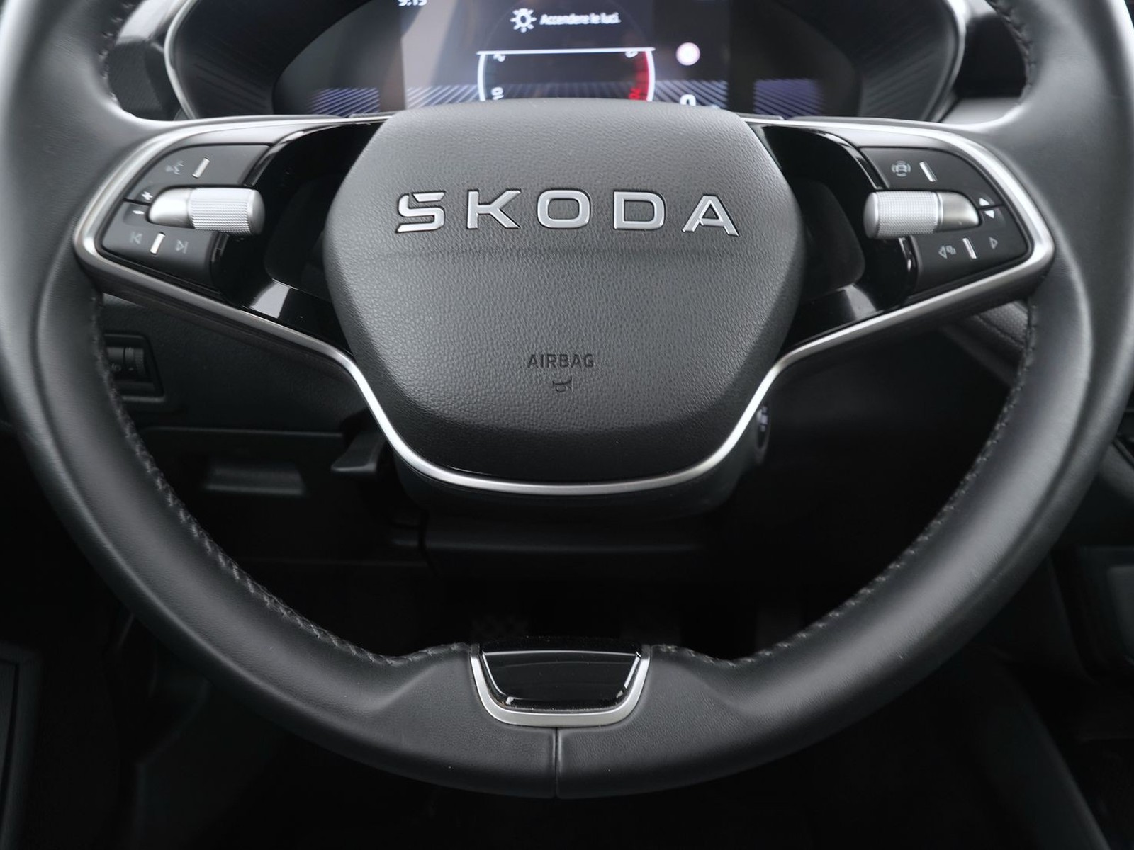 15 - Skoda Fabia 1.0 tsi 95cv 130 edition