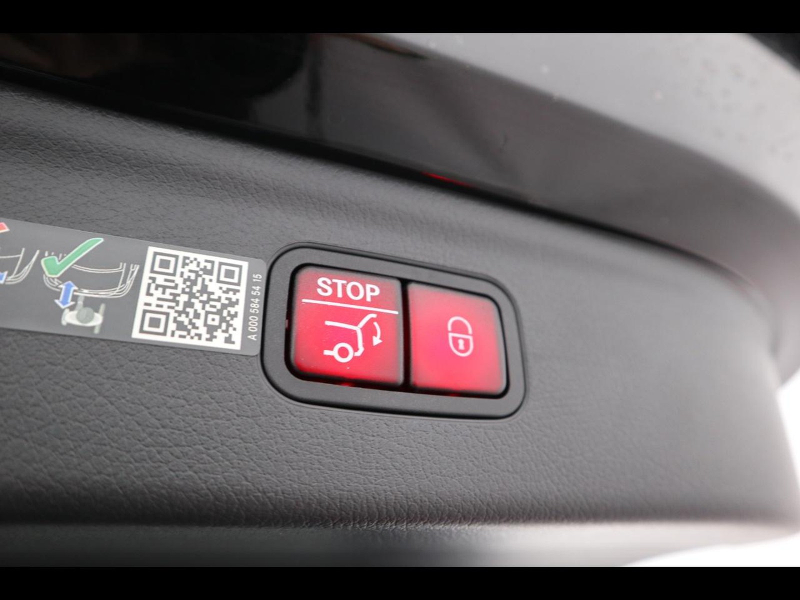 21 - Mercedes EQE suv 350 amg line premium 4matic