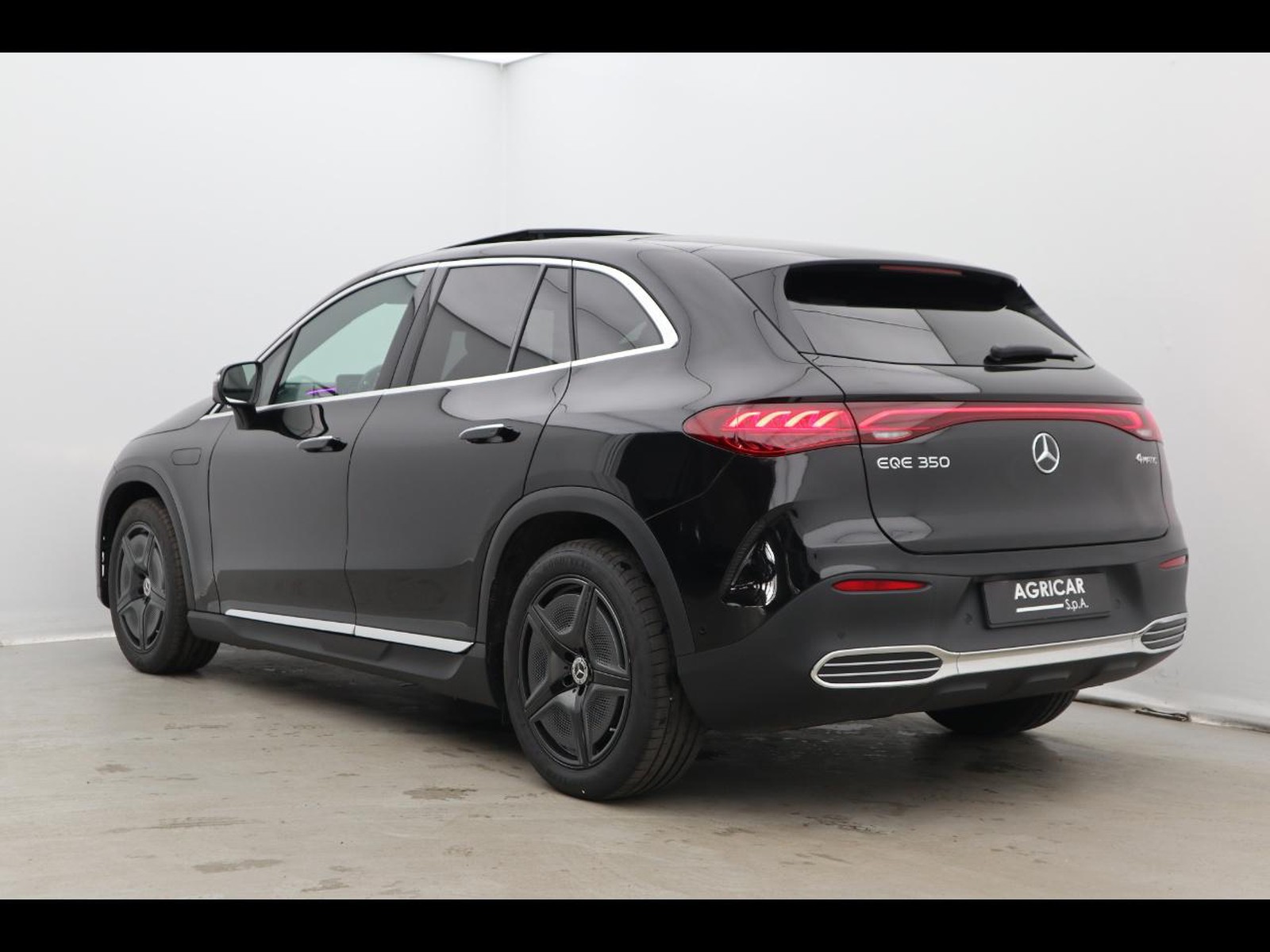 5 - Mercedes EQE suv 350 amg line premium 4matic