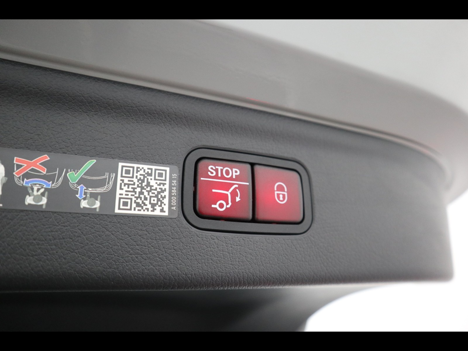 23 - Mercedes EQE suv 350 amg line premium plus 4matic