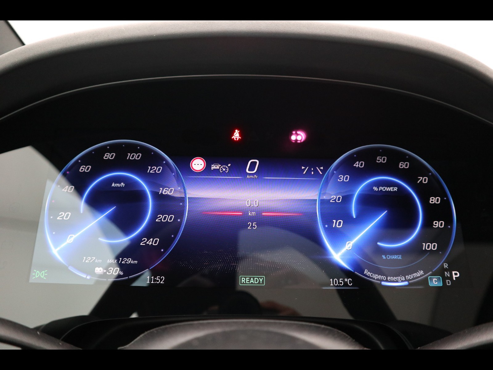 9 - Mercedes EQE suv 350 amg line premium plus 4matic