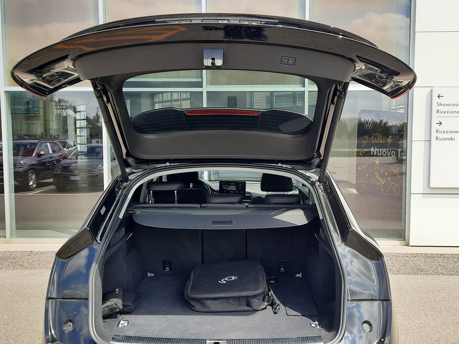 20 - Audi Q5 sportback 50 2.0 tfsi e business advanced quattro s tronic