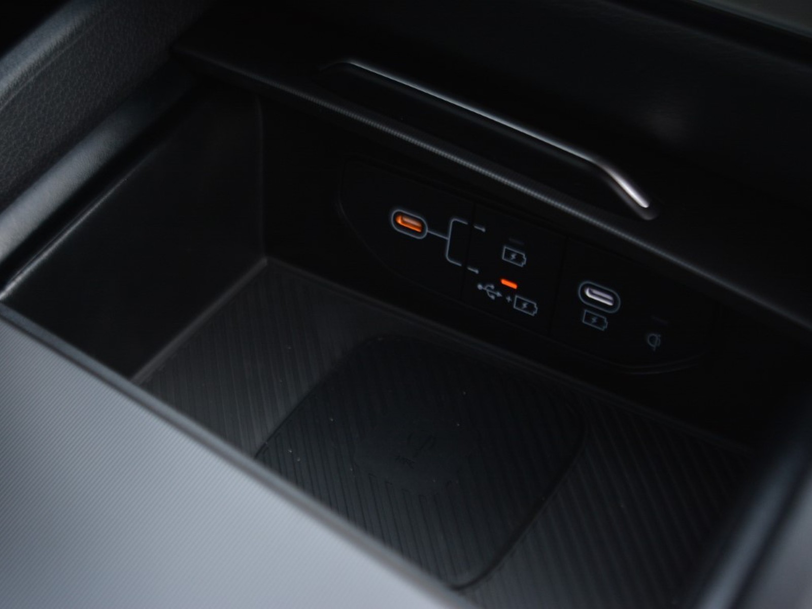 21 - Kia Sportage 1.6 t-gdi hev gt-line plus premium pack 2wd at6