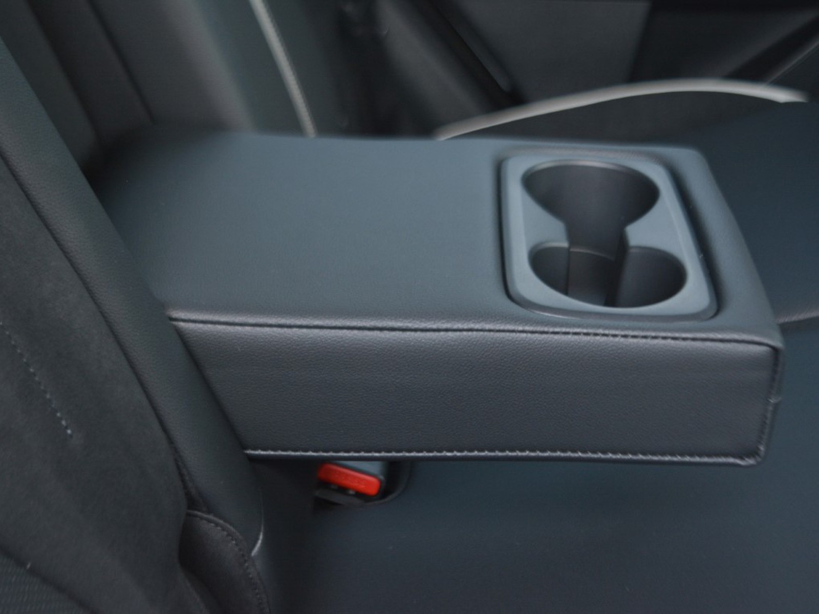 6 - Kia Sportage 1.6 t-gdi hev gt-line plus premium pack 2wd at6