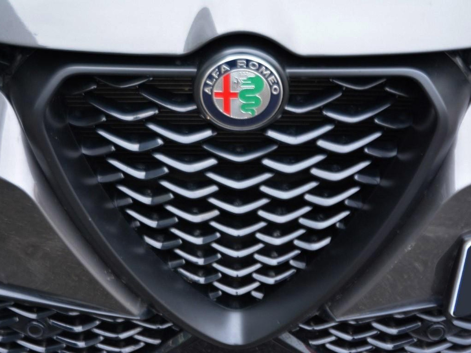 20 - Alfa Romeo Tonale 1.5 hybrid 160cv veloce tct7