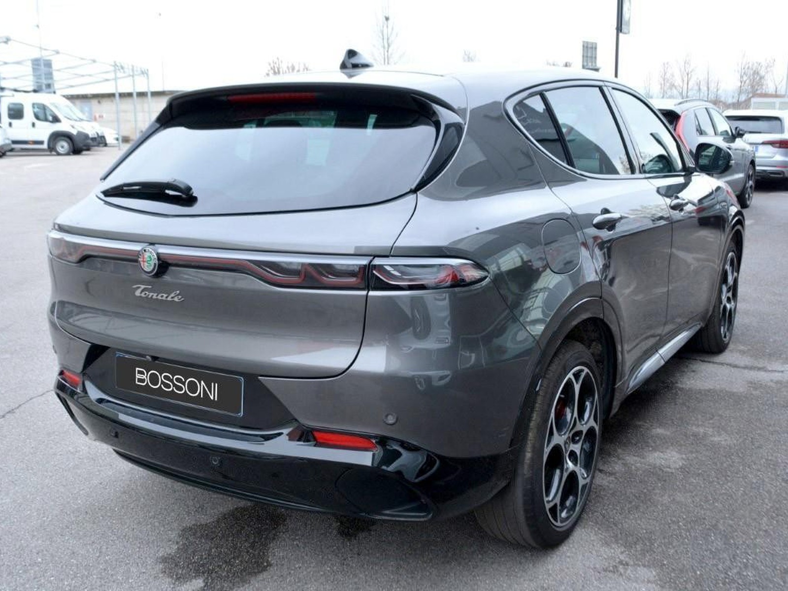 3 - Alfa Romeo Tonale 1.5 hybrid 160cv veloce tct7