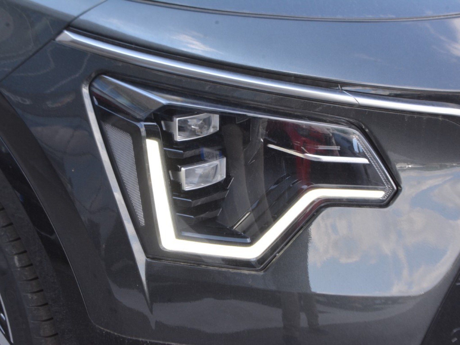 22 - Kia Niro 1.6 gdi hev tri-fuel 126cv evolution dct6