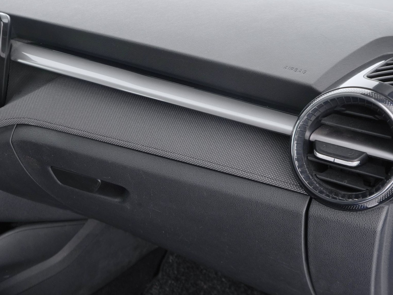 18 - Skoda Fabia 1.0 mpi evo 65cv ambition