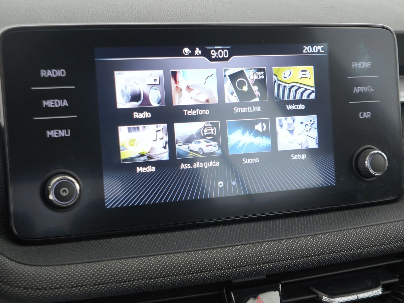 26 - Skoda Fabia 1.0 mpi evo 65cv ambition