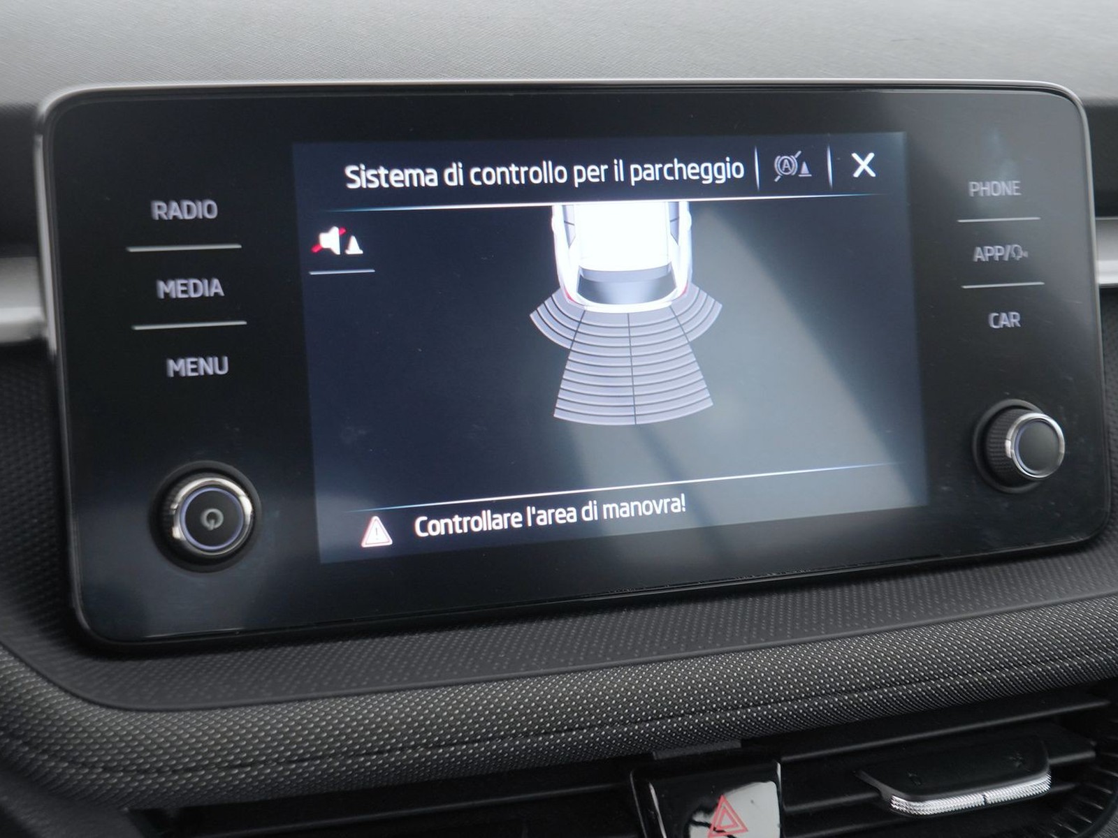 27 - Skoda Fabia 1.0 mpi evo 65cv ambition