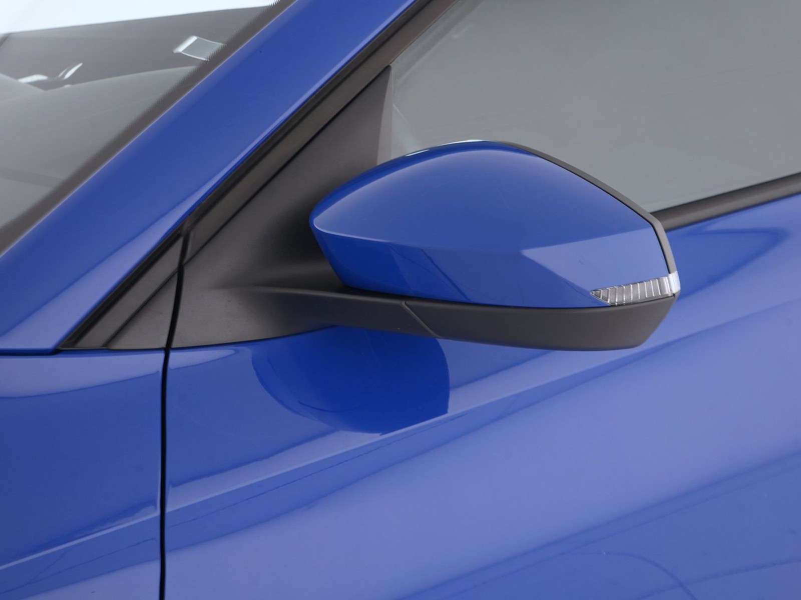 32 - Skoda Fabia 1.0 mpi evo 65cv ambition