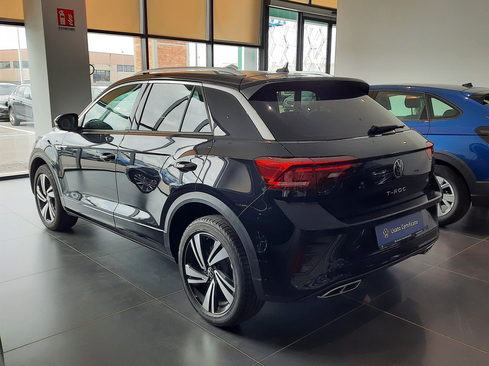 3 - Volkswagen T-Roc 2.0 tdi scr 150cv r line dsg