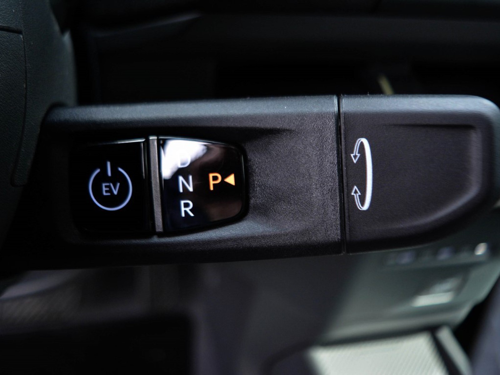12 - Kia EV2 42,2 kwh earth
