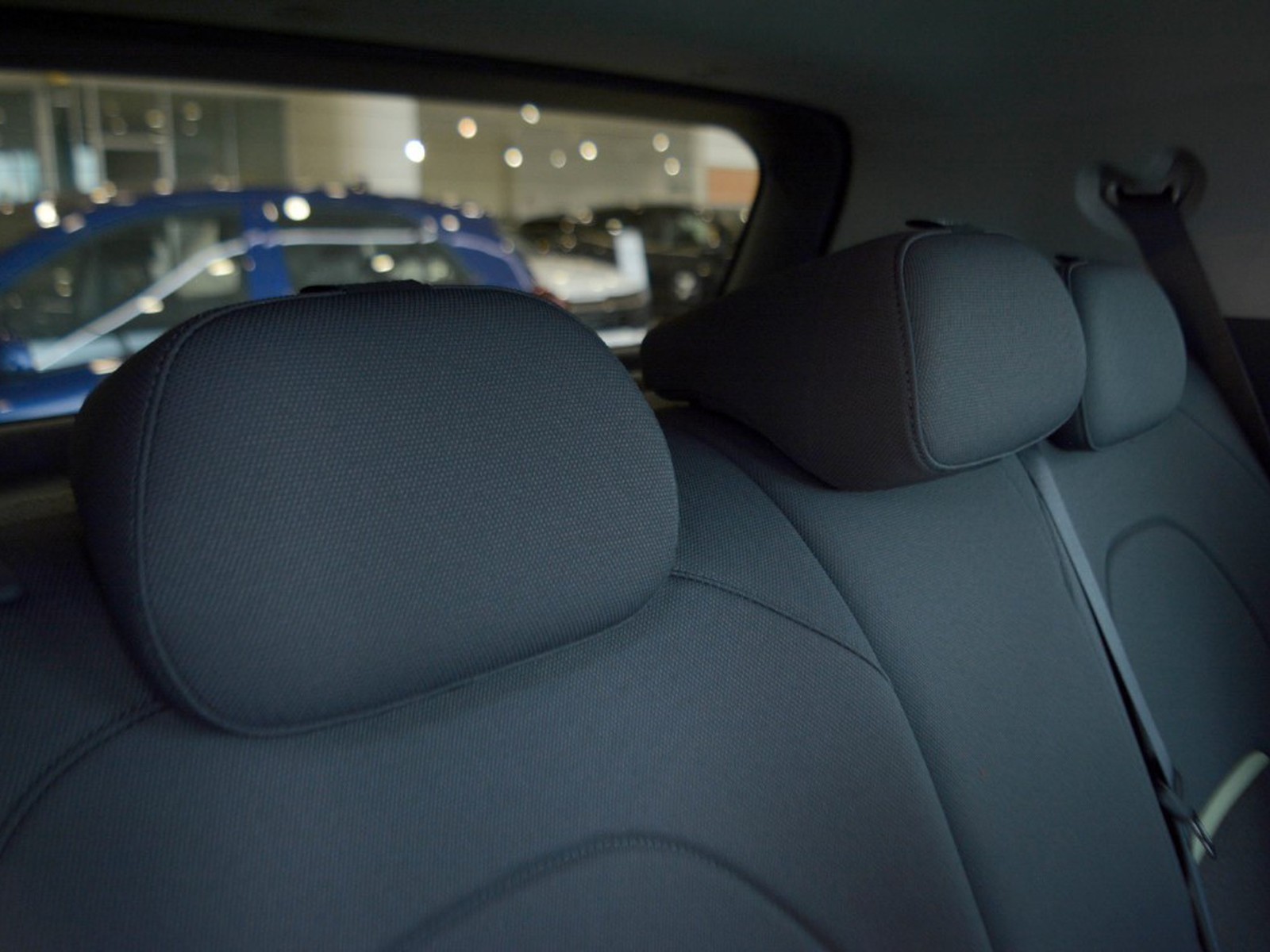 6 - Kia EV2 42,2 kwh earth