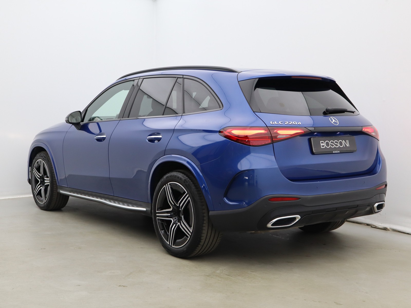 4 - Mercedes GLC suv 220 d amg line premium 4matic 9g-tronic