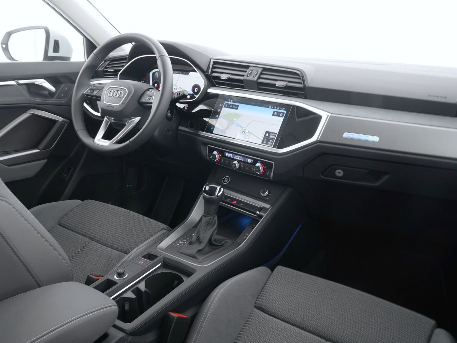 4 - Audi Q3 sportback 35 1.5 tfsi evo2 s line edition s tronic