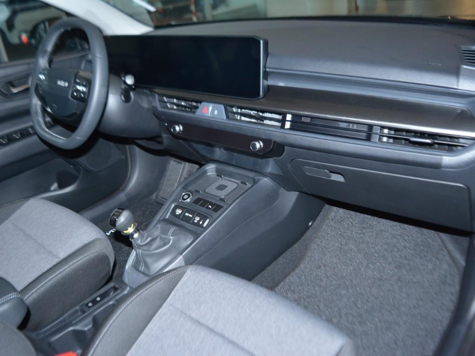 8 - Kia Stonic 1.0 t-gdi mhev style tech pack