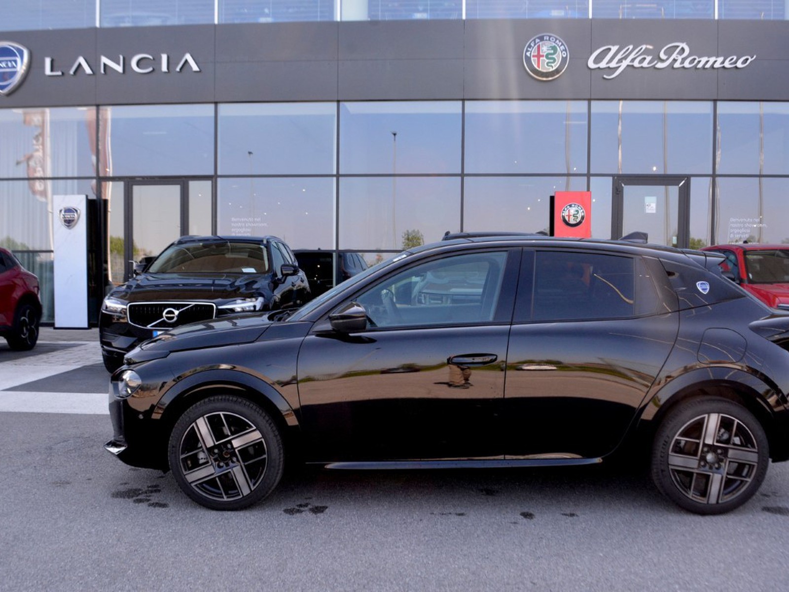 24 - Lancia Ypsilon 1.2 mhev 110cv lx e-dct