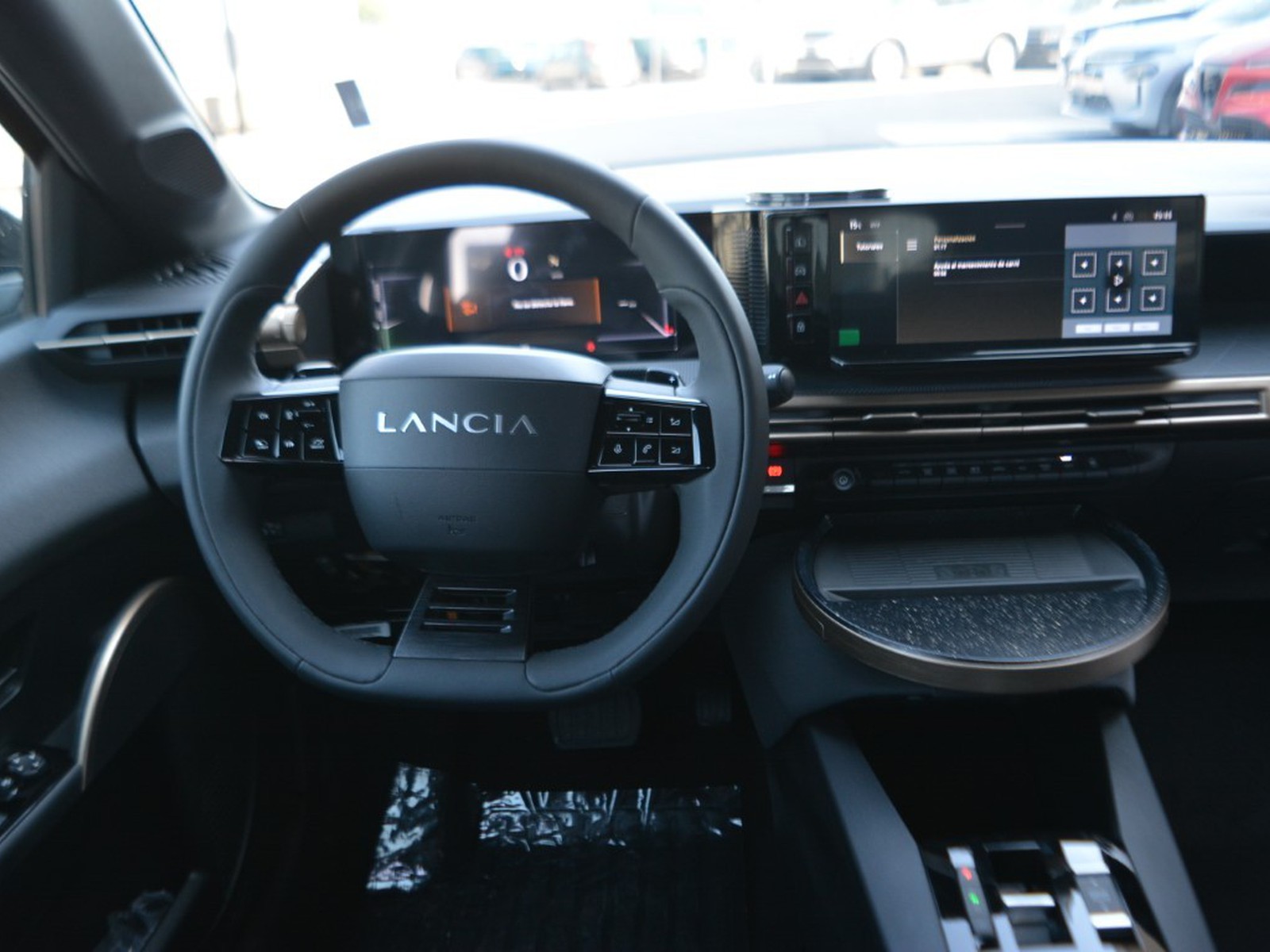 9 - Lancia Ypsilon 1.2 mhev 110cv lx e-dct