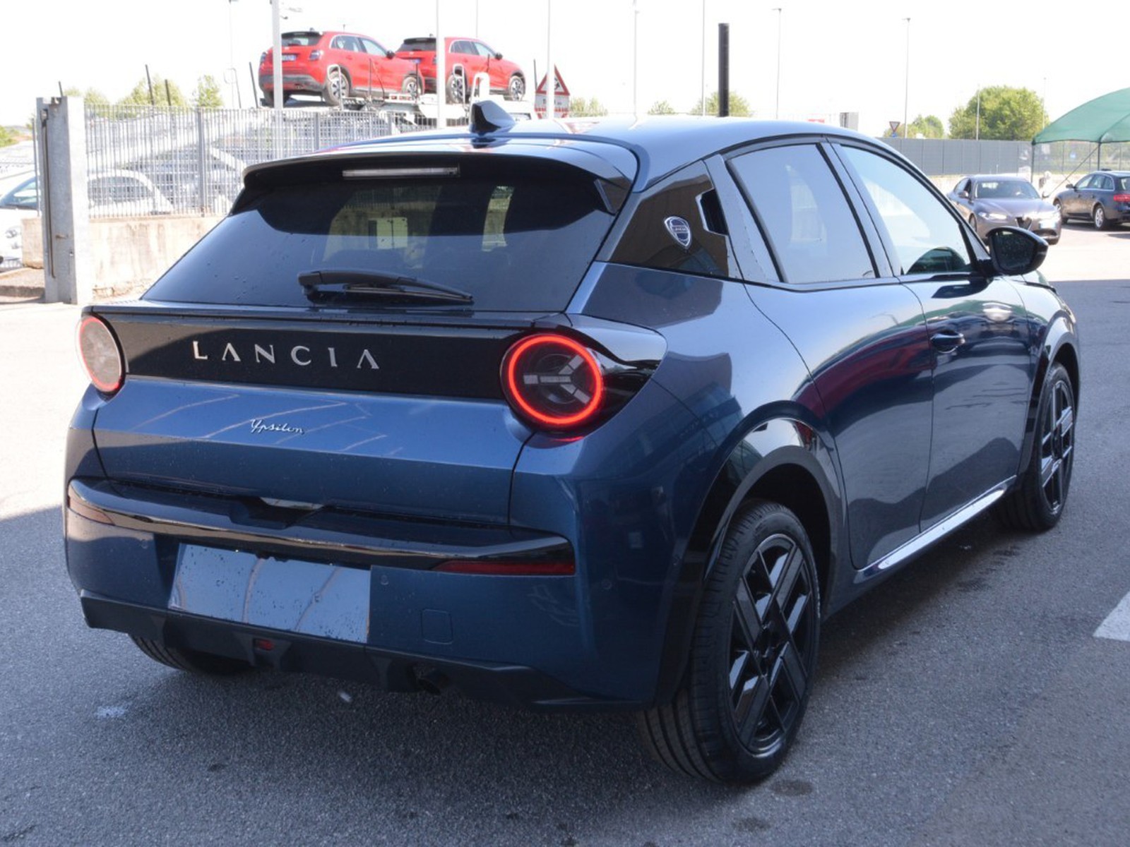 3 - Lancia Ypsilon 1.2 mhev 110cv lx e-dct