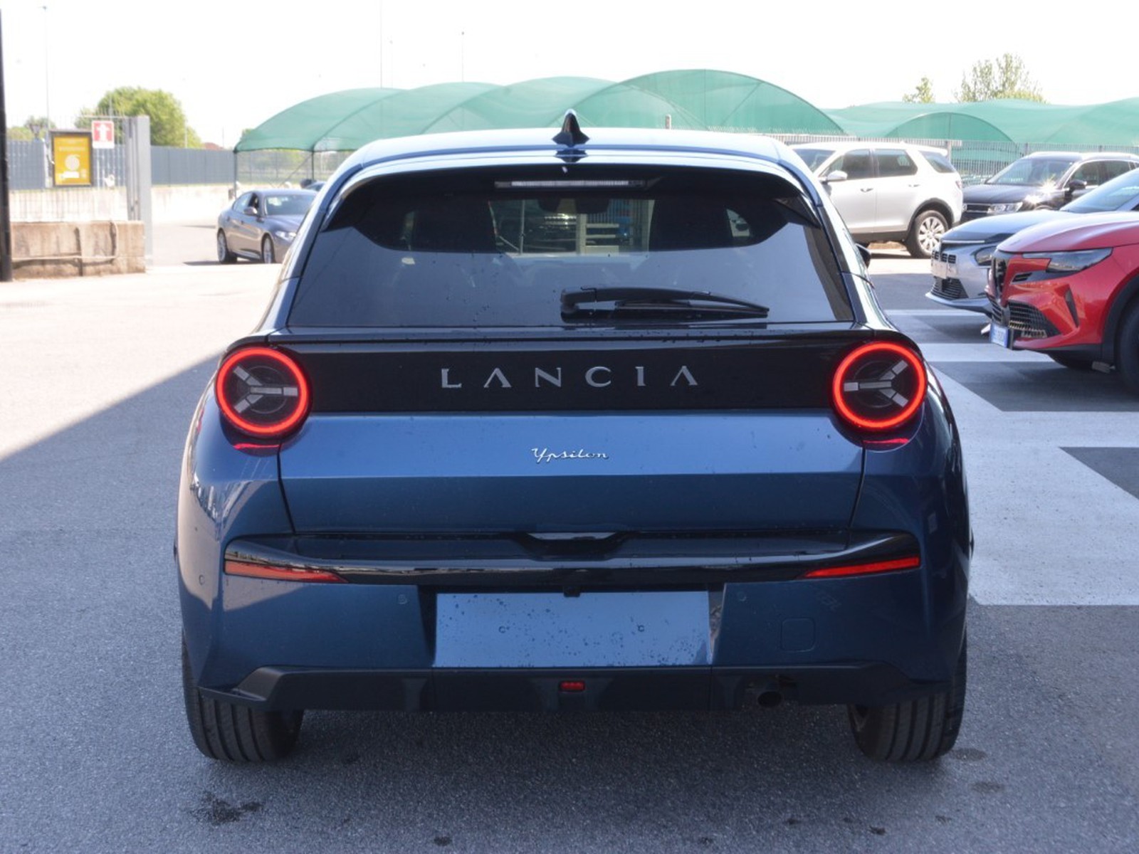 4 - Lancia Ypsilon 1.2 mhev 110cv lx e-dct