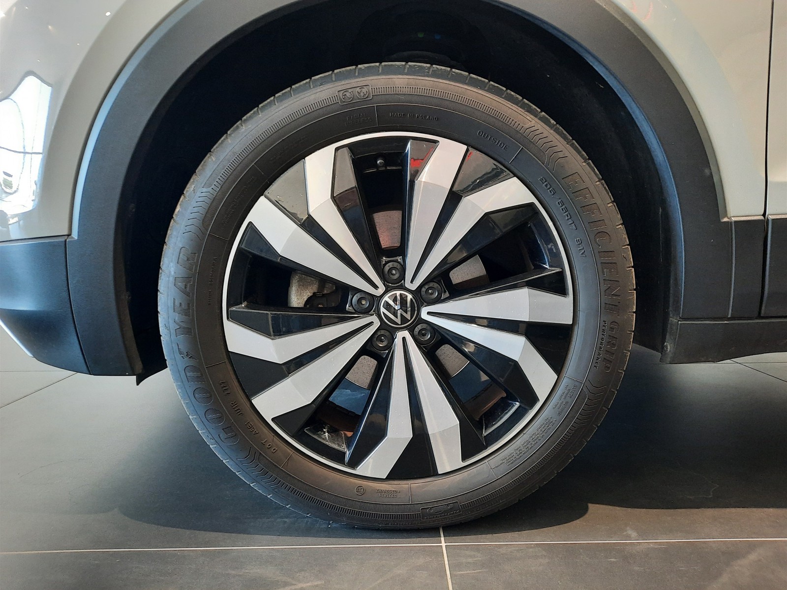 18 - Volkswagen T-Cross 1.0 tsi 95cv style