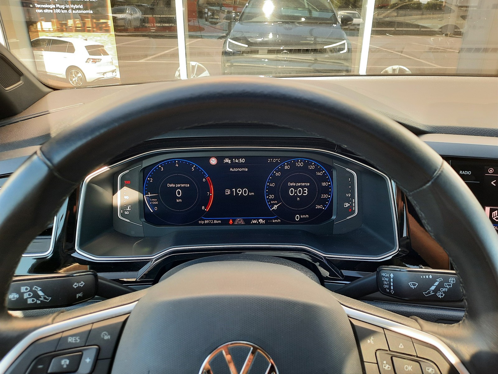 16 - Volkswagen Taigo 1.0 tsi 115cv r-line