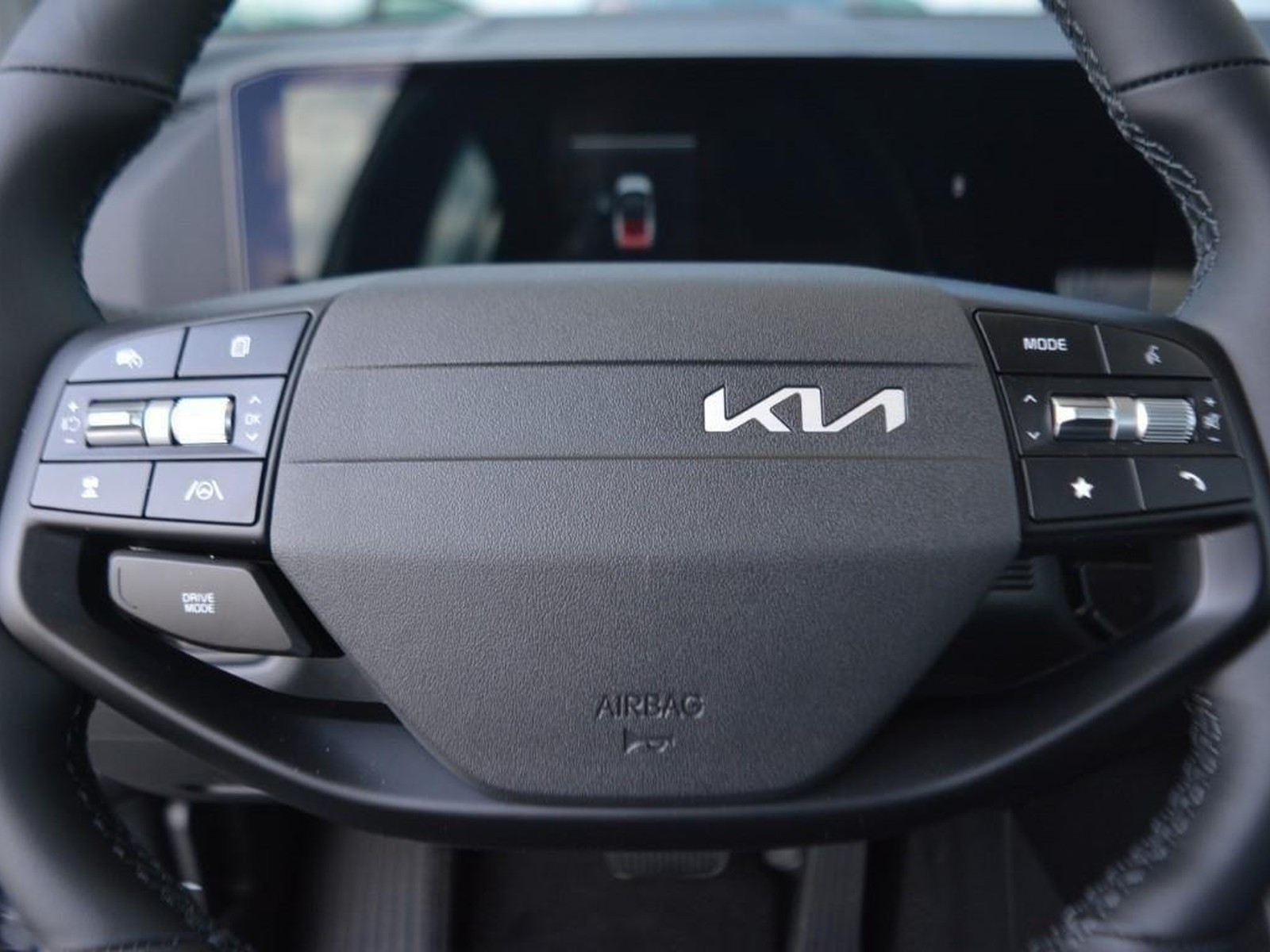 15 - Kia Sportage 1.6 crdi mhev business dct7