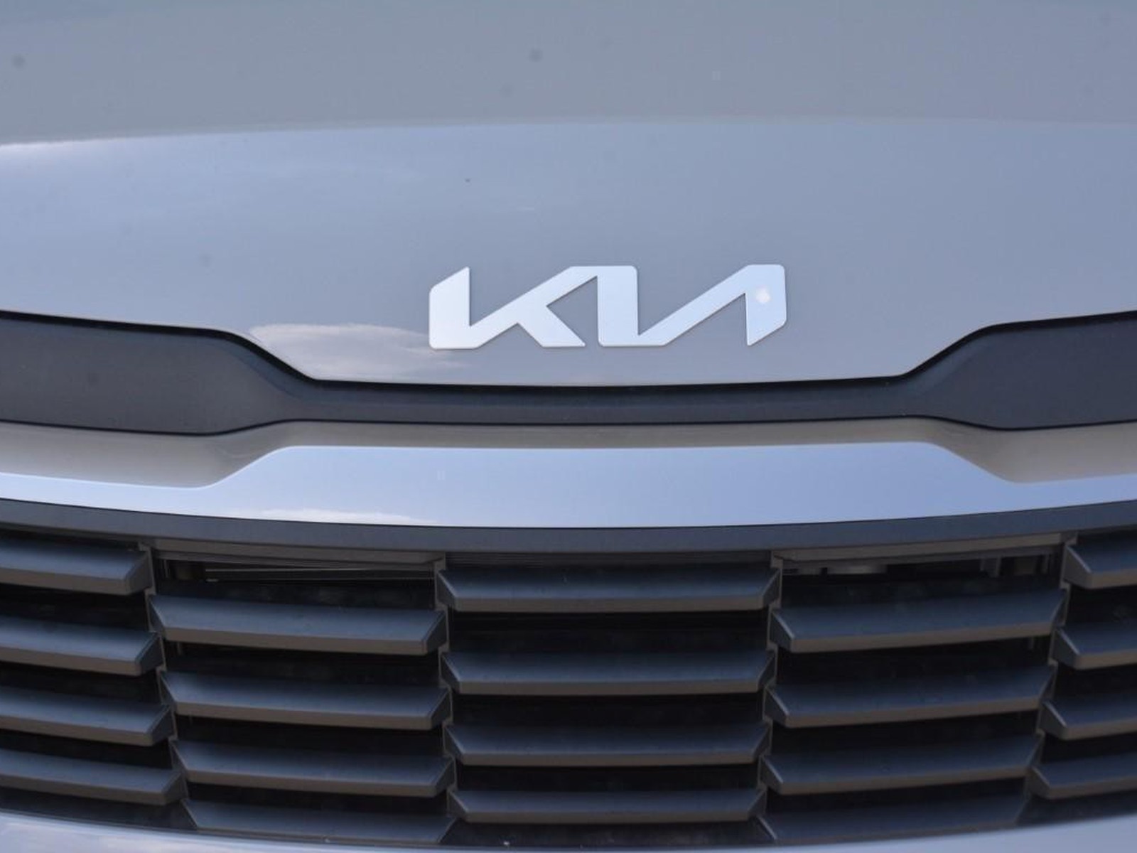 22 - Kia Sportage 1.6 crdi mhev business dct7